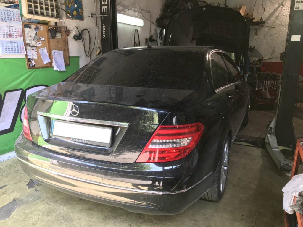  Mercedes подмяна тампони на двигател