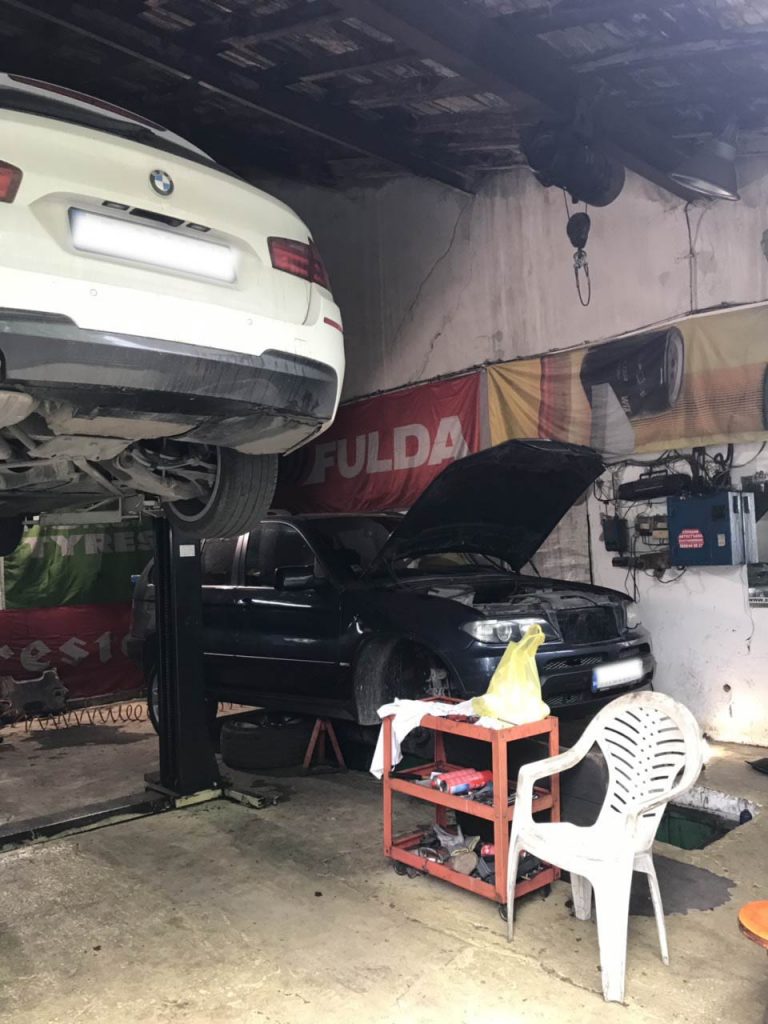 Обслужване на BMW.